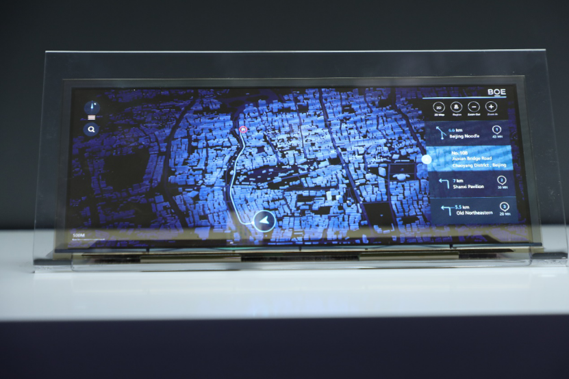 对比下“LCD拼接屏”和“oled拼接屏”的优劣势